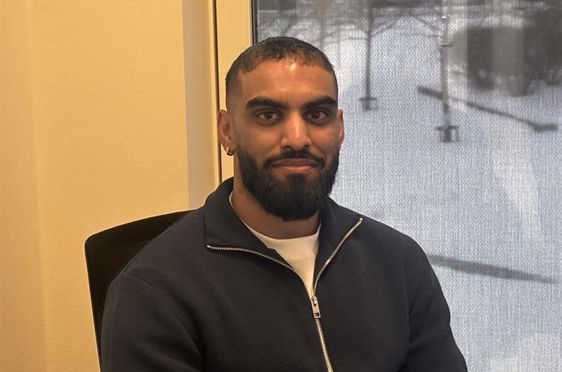 en person med skjegg