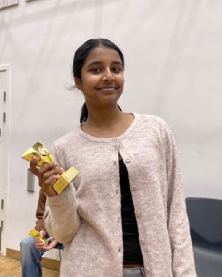 Aaratrika - Beste jente 10.trinn